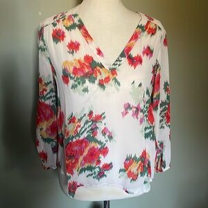 Joie silk v neck blouse with floral pattern size S